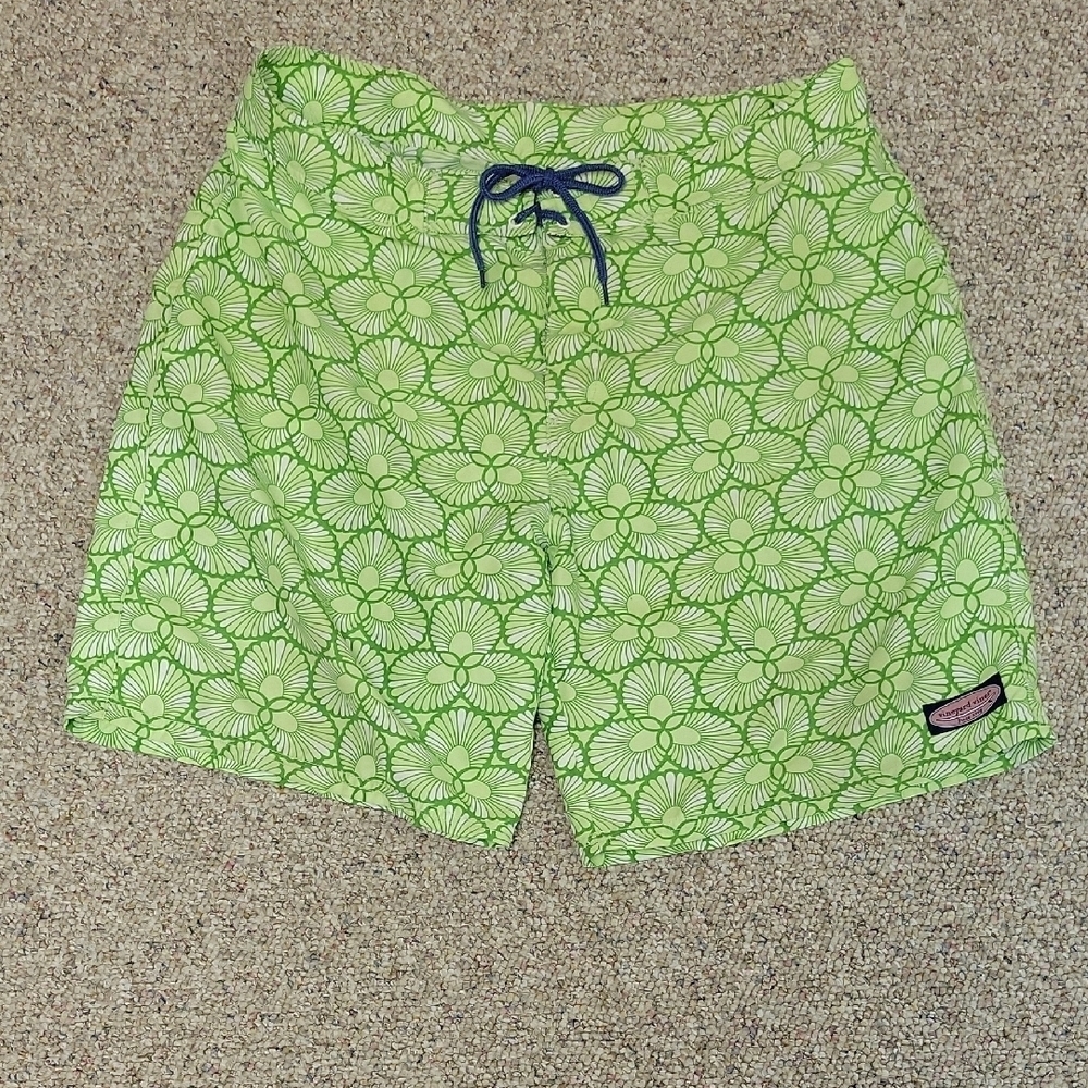 Vineyard Vines Lime Floral Board Shorts, Mens Sz 36 beach coast swim surf